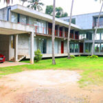 Pannipitiya Kottawa Sri Lanka property house hotel for sale bed room, garden and car park